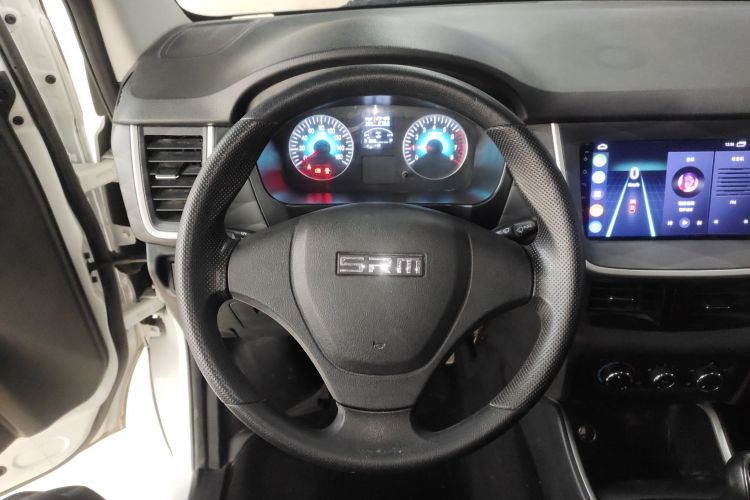 金杯 金海狮M经典 2024款 1.5L 工程狮客车 6座局部细节13