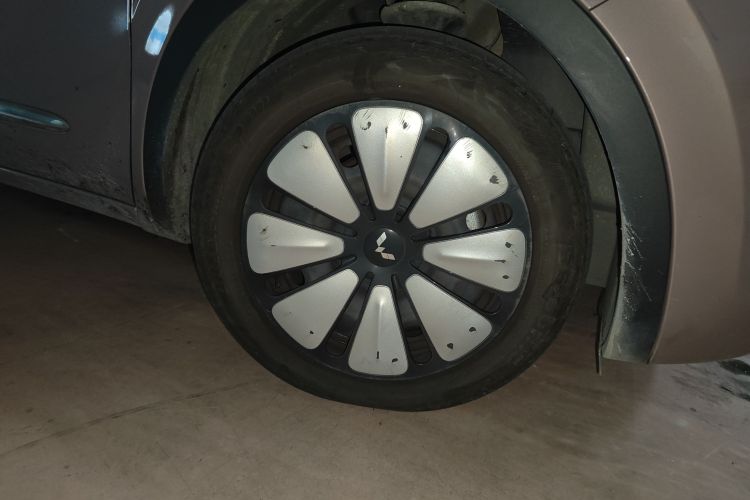 五菱汽车 五菱缤果 2023款 333km 悦享+款车身外观6002