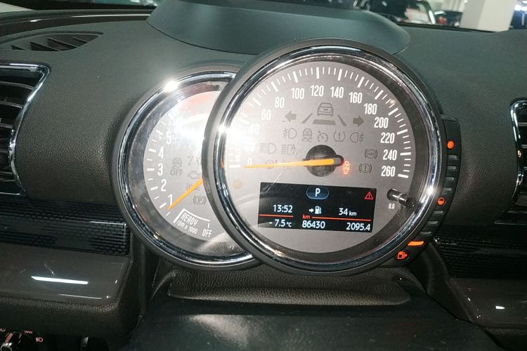 MINI Clubman 2016款 改款 2.0T COOPER S局部细节14