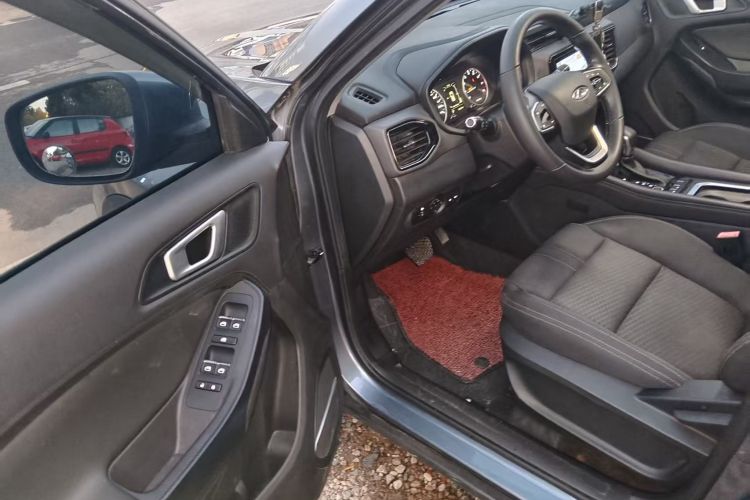 奇瑞 瑞虎5x 2019款 HERO 1.5L CVT时尚版中控内饰20