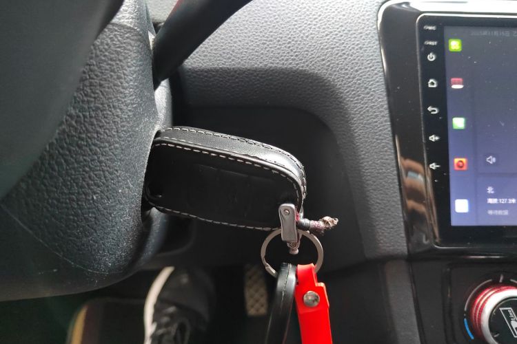 大众 桑塔纳 2018款 1.5L 自动风尚版中控内饰11