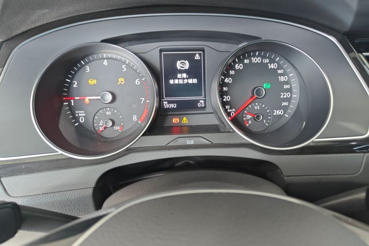 大众 迈腾 2019款 330TSI DSG 豪华型 国V中控内饰14