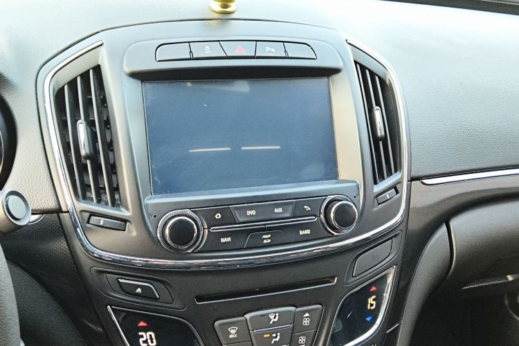 别克 君威 2015款 1.6T 领先技术型中控内饰16