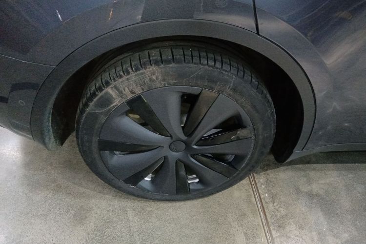 特斯拉 Model Y 2022款 改款 后轮驱动版车身外观6008