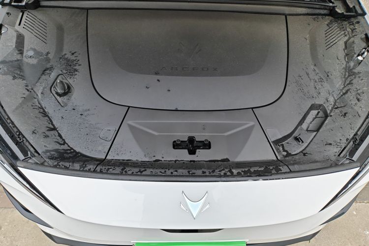 ARCFOX极狐 极狐 阿尔法T5(ARCFOX αT5) 2025款 630 神行版局部细节24