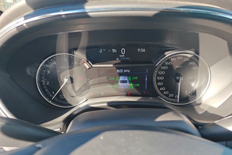 凯迪拉克CT5 2021款 28T 豪华型中控内饰14