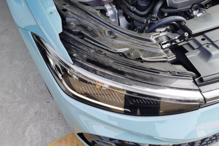 大众 帕萨特 2025款 Pro 380TSI 星空龙尊版车身外观8