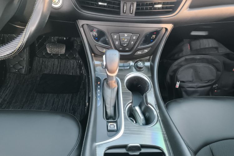 别克 昂科威 2021款 532T 两驱领先型局部细节18