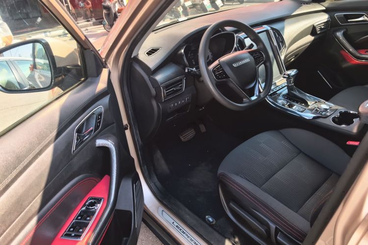 猎豹汽车 猎豹CS9 2017款 1.5L CVT风尚型中控内饰7003