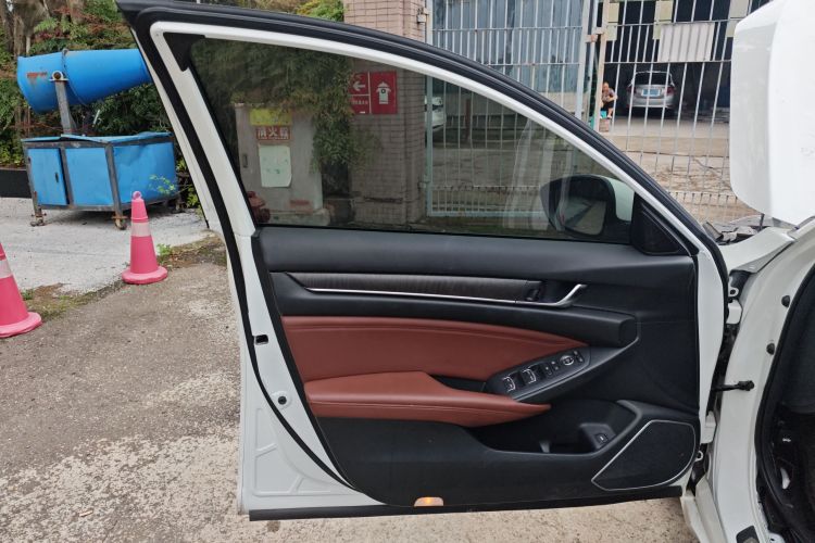 本田 英仕派 2019款 260TURBO 精耀版 国VI中控内饰47