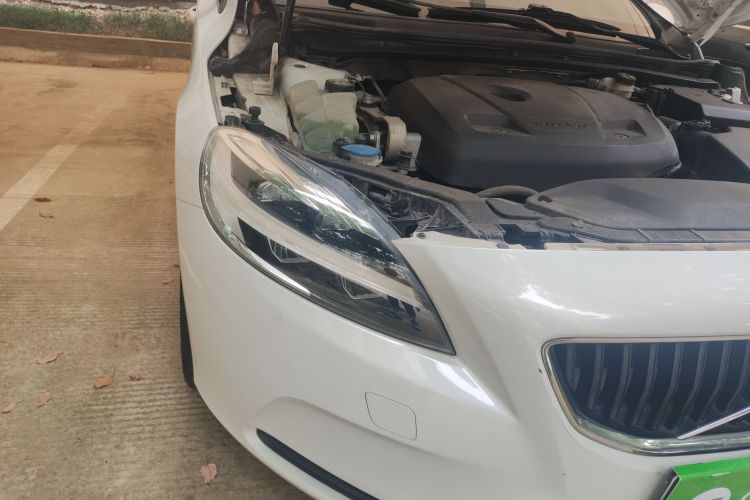 沃尔沃V40 2017款 T3 智逸版车身外观6006