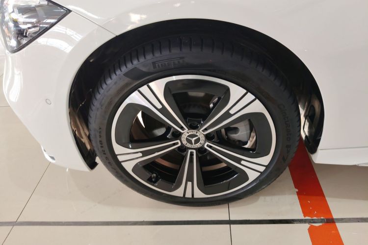 奔驰C级 2023款 改款 C 260 L 运动版 4MATIC车身外观6007