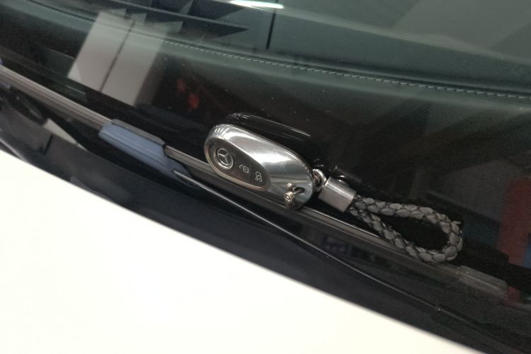 奔驰C级 2022款 C 260 L 运动版中控内饰11