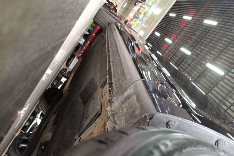 红旗H5 2022款 经典款 改款 1.8T 自动智联旗韵版局部细节9001