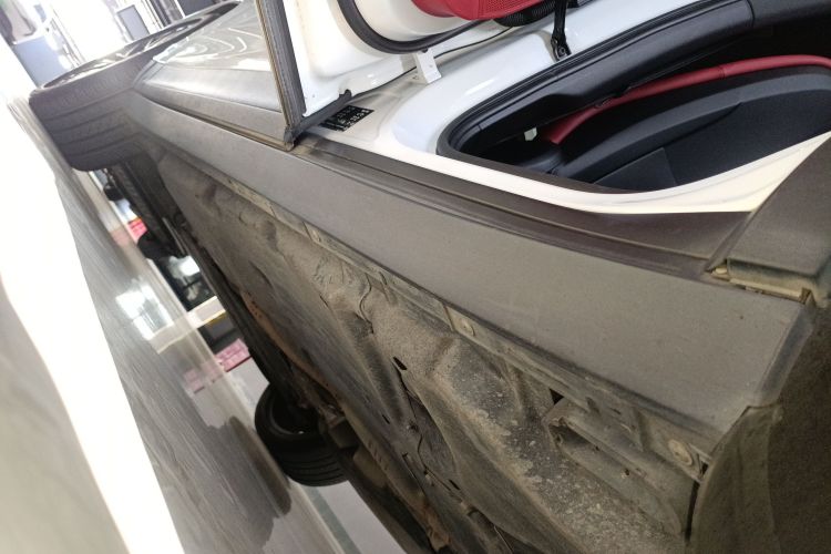 保时捷 Cayenne新能源 2023款 Cayenne E-Hybrid 2.0T局部细节9002