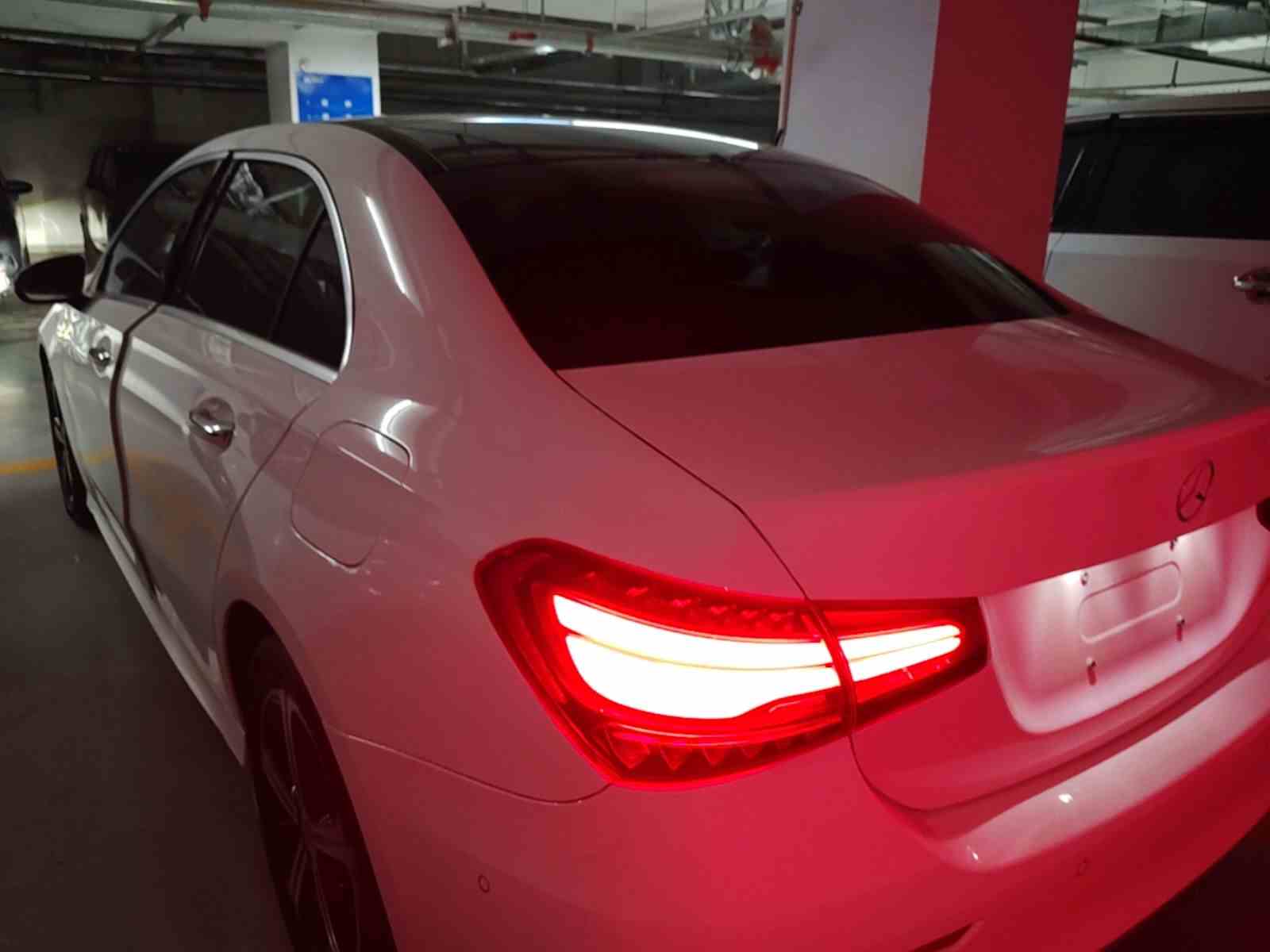 奔驰A级 2023款 A 200 L 时尚型(3)