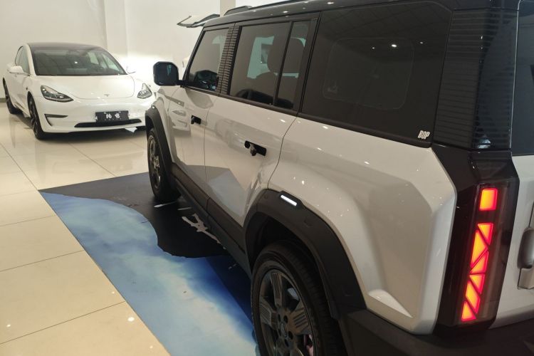 奇瑞iCAR 03 2024款 401km 两驱标准进阶版车身外观4