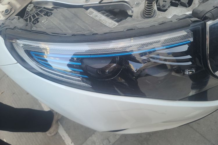 奔驰EQC 2022款 EQC 350 4MATIC车身外观6006