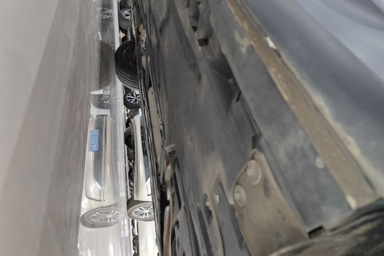 奔驰GLB 2021款 GLB 200 时尚型局部细节9002