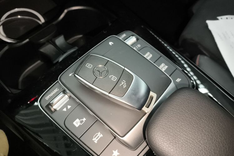 奔驰CLA 2021款 CLA 200中控内饰7001