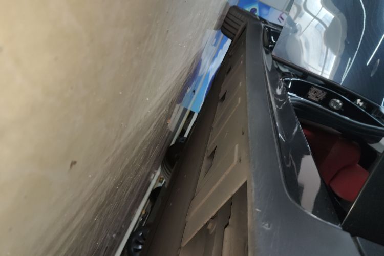 小鹏P7 2023款 P7i 702 Pro局部细节9001