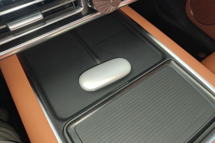 理想汽车 理想L9 2022款 Max中控内饰11