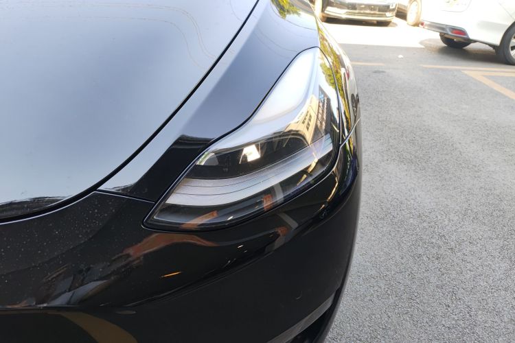 特斯拉 Model Y 2021款 标准续航后驱版局部细节36