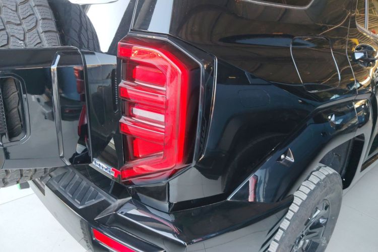 坦克400新能源 2024款 Hi4-T 越野版车身外观9