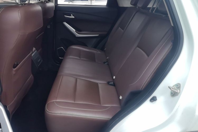 比速汽车 比速T3 2017款 1.3T 手动豪华型中控内饰21