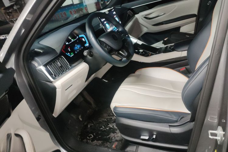 比亚迪 宋PLUS新能源 2021款 DM-i 110KM 旗舰型局部细节19