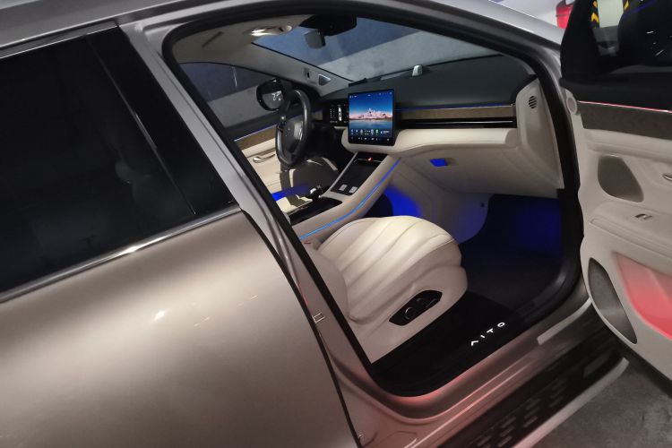 鸿蒙智行 问界M7 2022款 1.5T 四驱豪华版局部细节9005