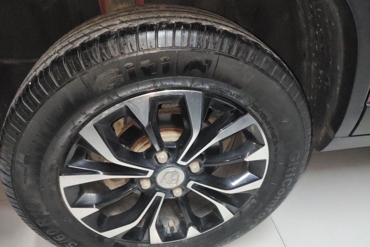 宝骏510 2017款 1.5L 手动豪华型车身外观6008