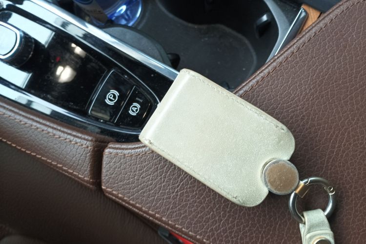 沃尔沃S90 2022款 B5 智逸豪华版中控内饰7001