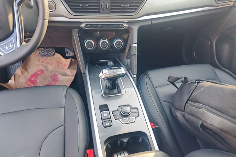 哈弗H6 2019款 运动版 1.5T 自动两驱精英型 国VI中控内饰18