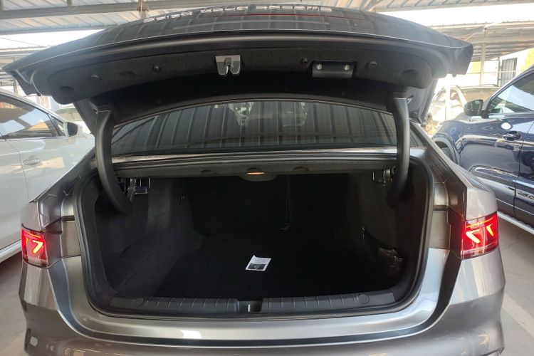 比亚迪 秦PLUS 2024款 荣耀版 DM-i 55KM领先型局部细节23