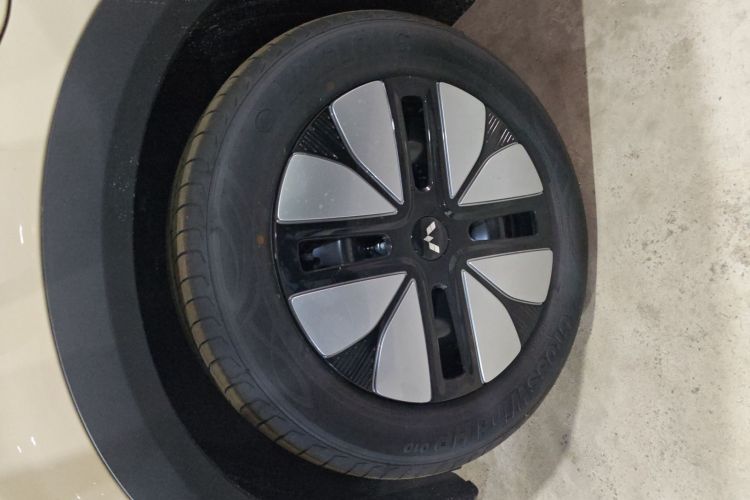 五菱汽车 缤果S 2025款 430km 尊享款车身外观6007