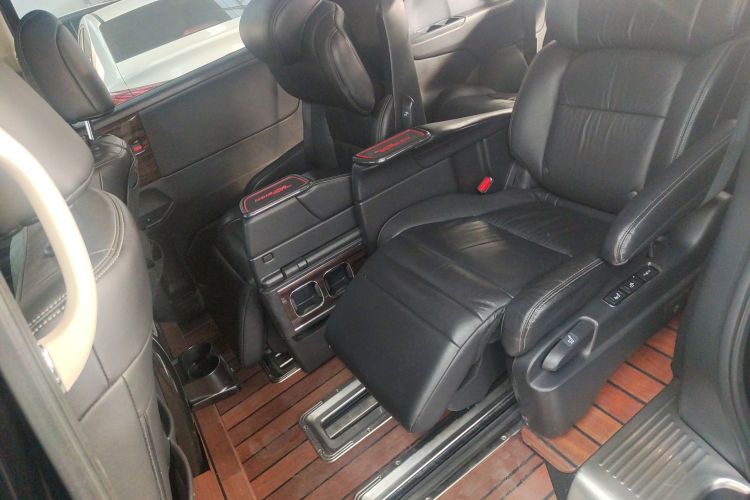 本田 艾力绅 2016款 2.4L 至尊版中控内饰21