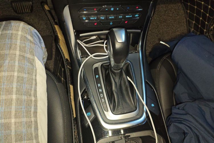 福特 锐界 2018款 EcoBoost 245 两驱豪锐型 7座 国VI中控内饰18