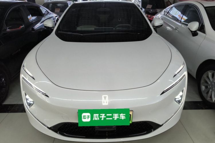 阿维塔12 2025款 Ultra增程版车身外观6001