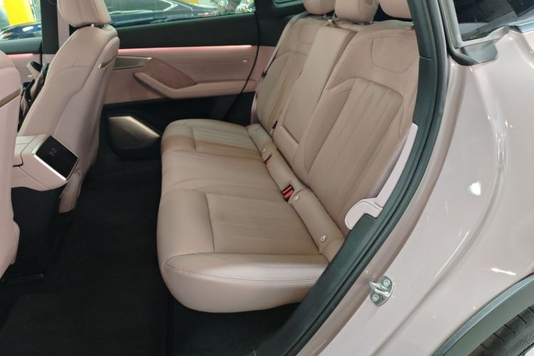 乐道L60 2024款 60kWh 后驱版中控内饰21