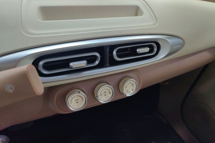 五菱汽车 宏光MINIEV 2025款 四门版 进阶款局部细节16