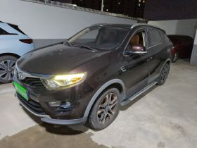 东南DX7 2015款 1.5T 自动豪华型