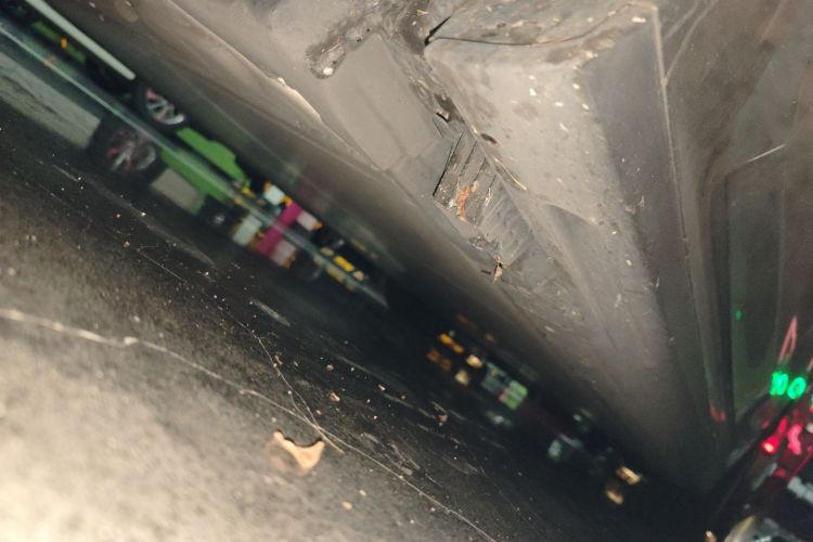 宝马i3 2024款 eDrive 35 L局部细节9004