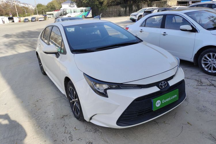 丰田 雷凌 2023款 TNGA 1.5L CVT进取版车身外观6002