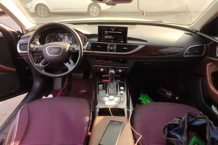 奥迪A6L 2017款 30 FSI 舒适型中控内饰12