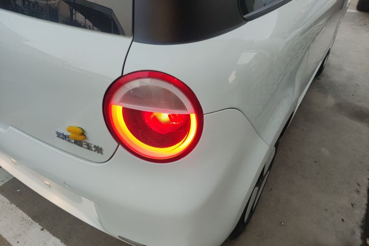 长安启源 长安Lumin 2023款 205km 香沁款车身外观9