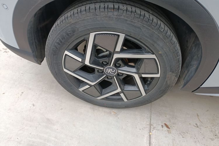 比亚迪 元PLUS 2023款 冠军版 510KM 卓越型车身外观6008