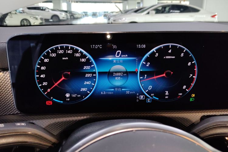 奔驰A级 2021款 A 180 L 运动轿车局部细节14