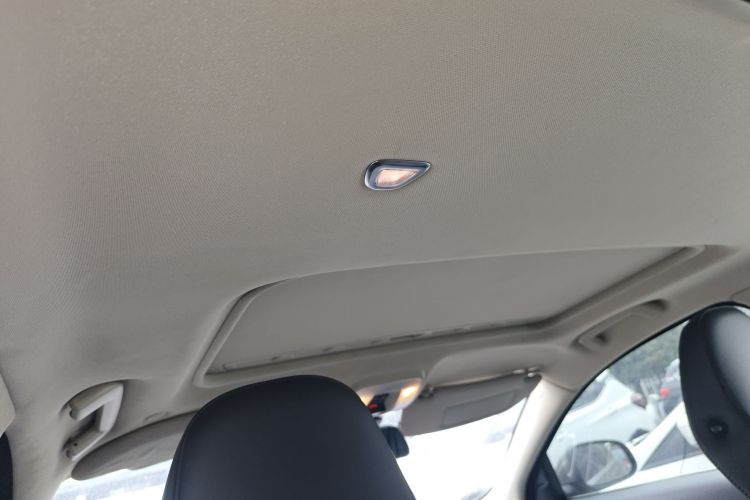 沃尔沃S80L 2015款 2.0T T5 智逸版中控内饰22