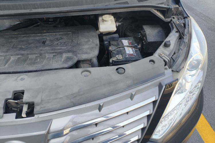 东风风行 风行CM7 2018款 经典版 2.0T 自动尊享型局部细节9005